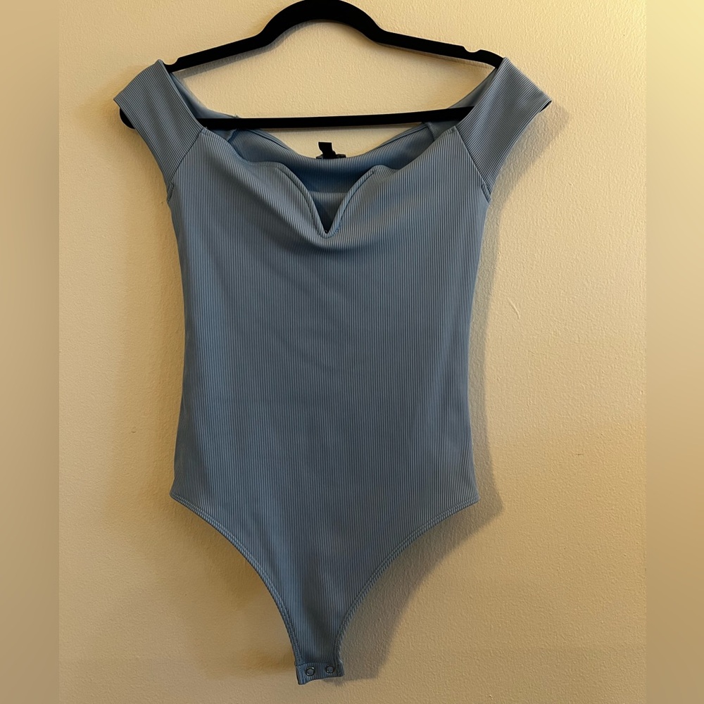 EXPRESS Blue Off the Shoulder V-Wire Body Suit